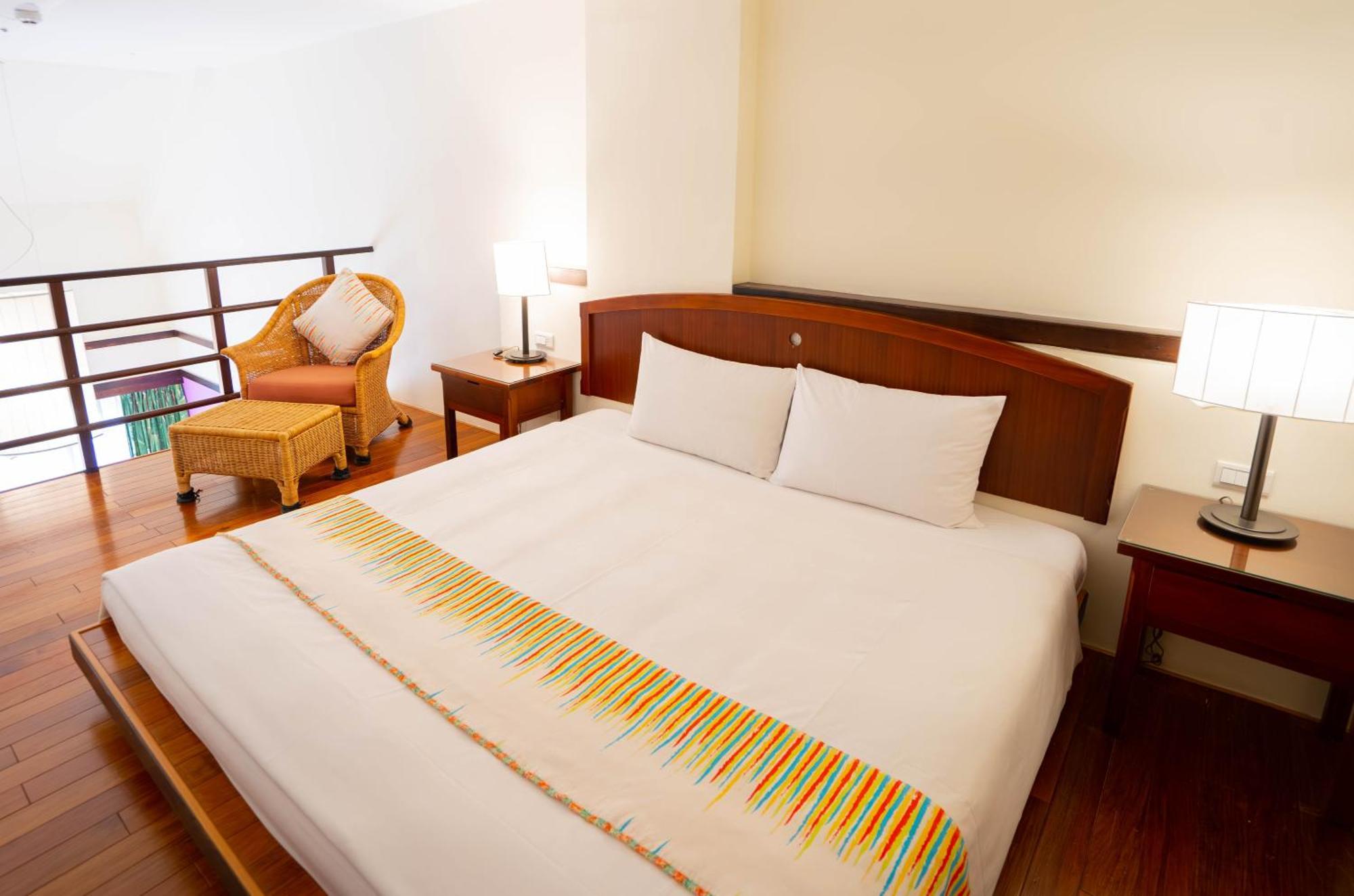 Yoho Beach Resort Kenting Хенгчун Экстерьер фото A bedroom at the hotel