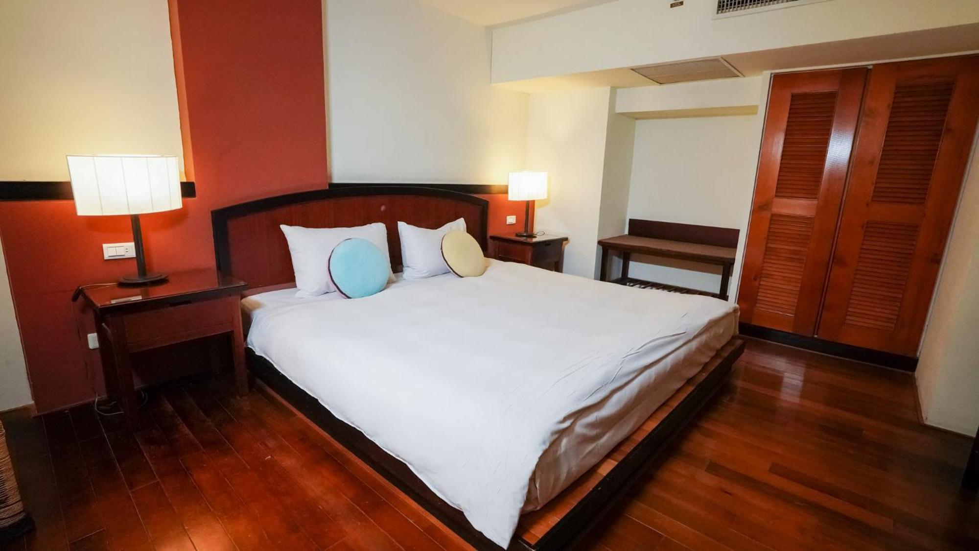 Yoho Beach Resort Kenting Хенгчун Экстерьер фото A bedroom at the hotel