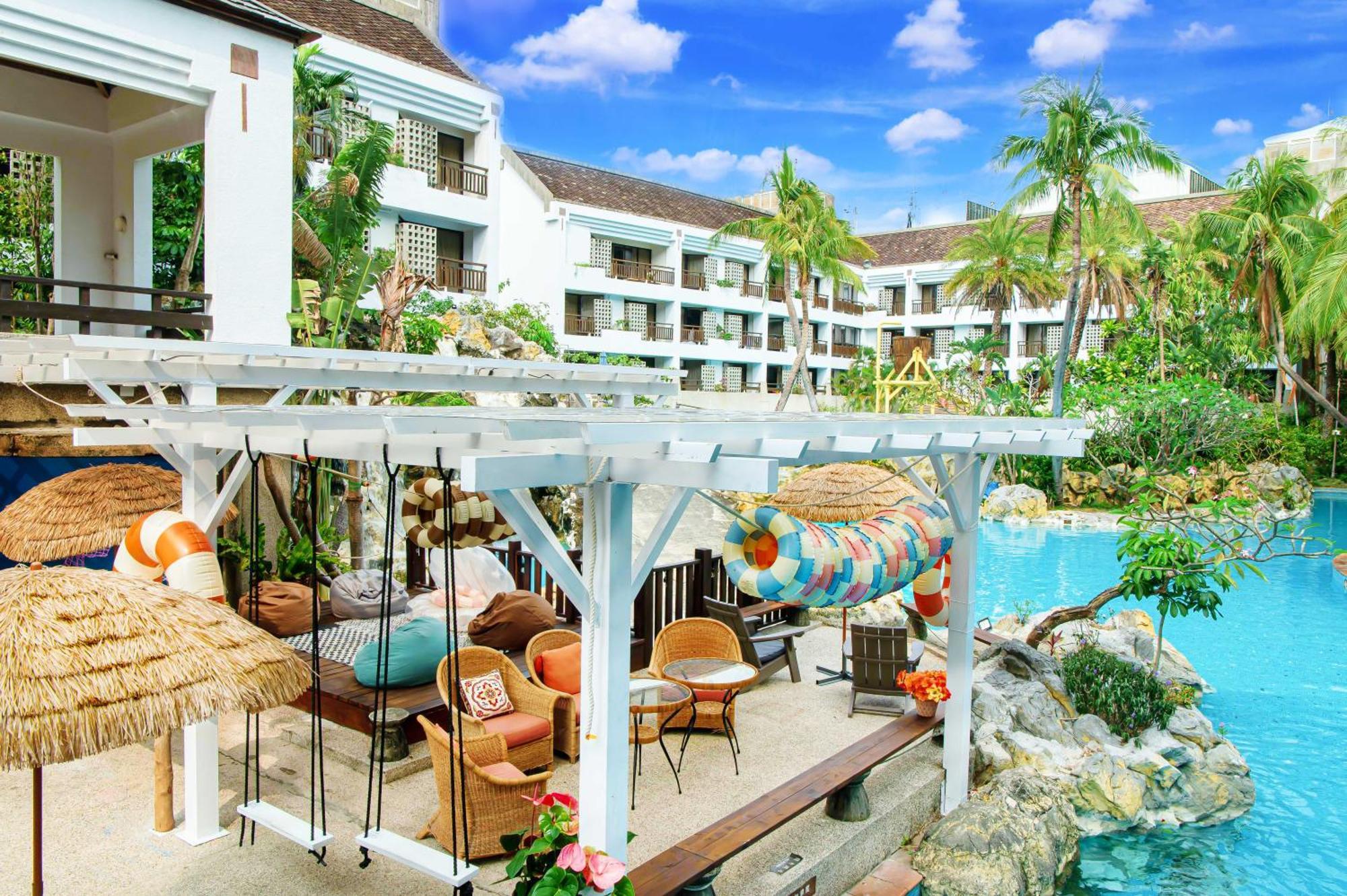 Yoho Beach Resort Kenting Хенгчун Экстерьер фото The pool at Sandals Royal Plantation